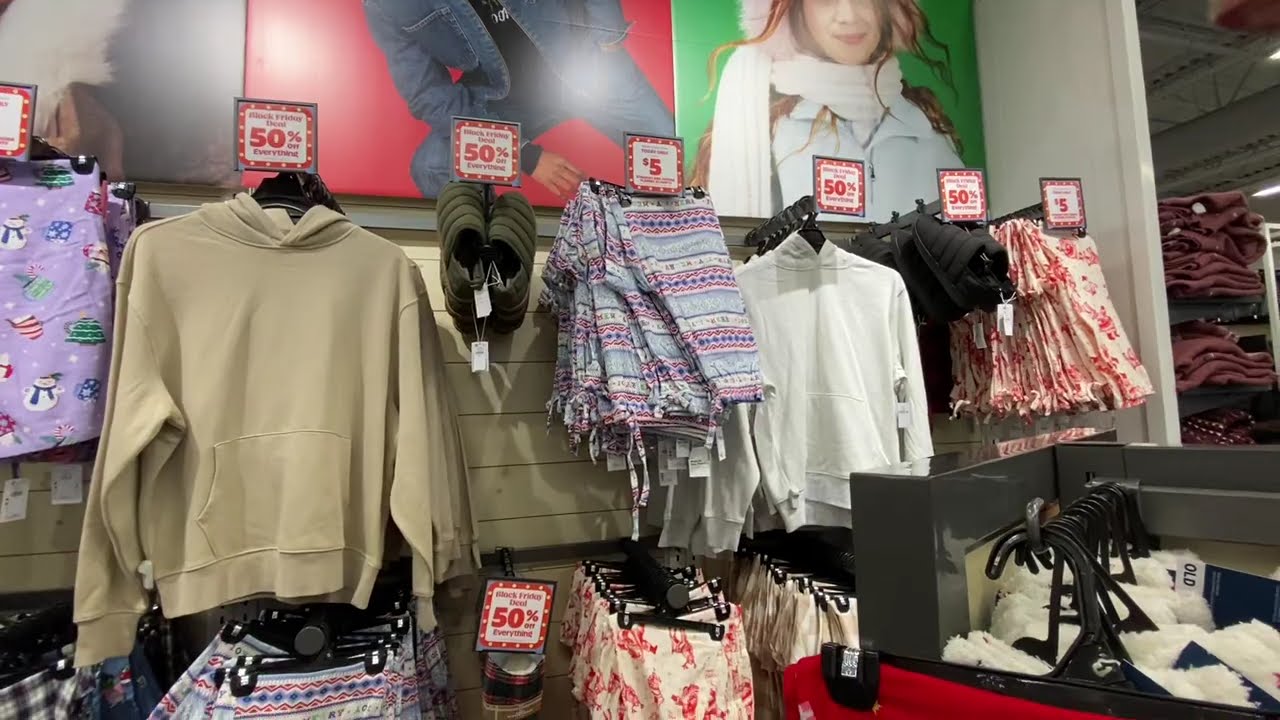 Old navy store# Basic# Gloucester premium outlets#