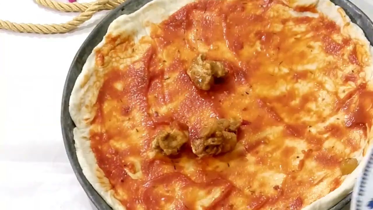 Loaded Lava Pizza | homelybites 
