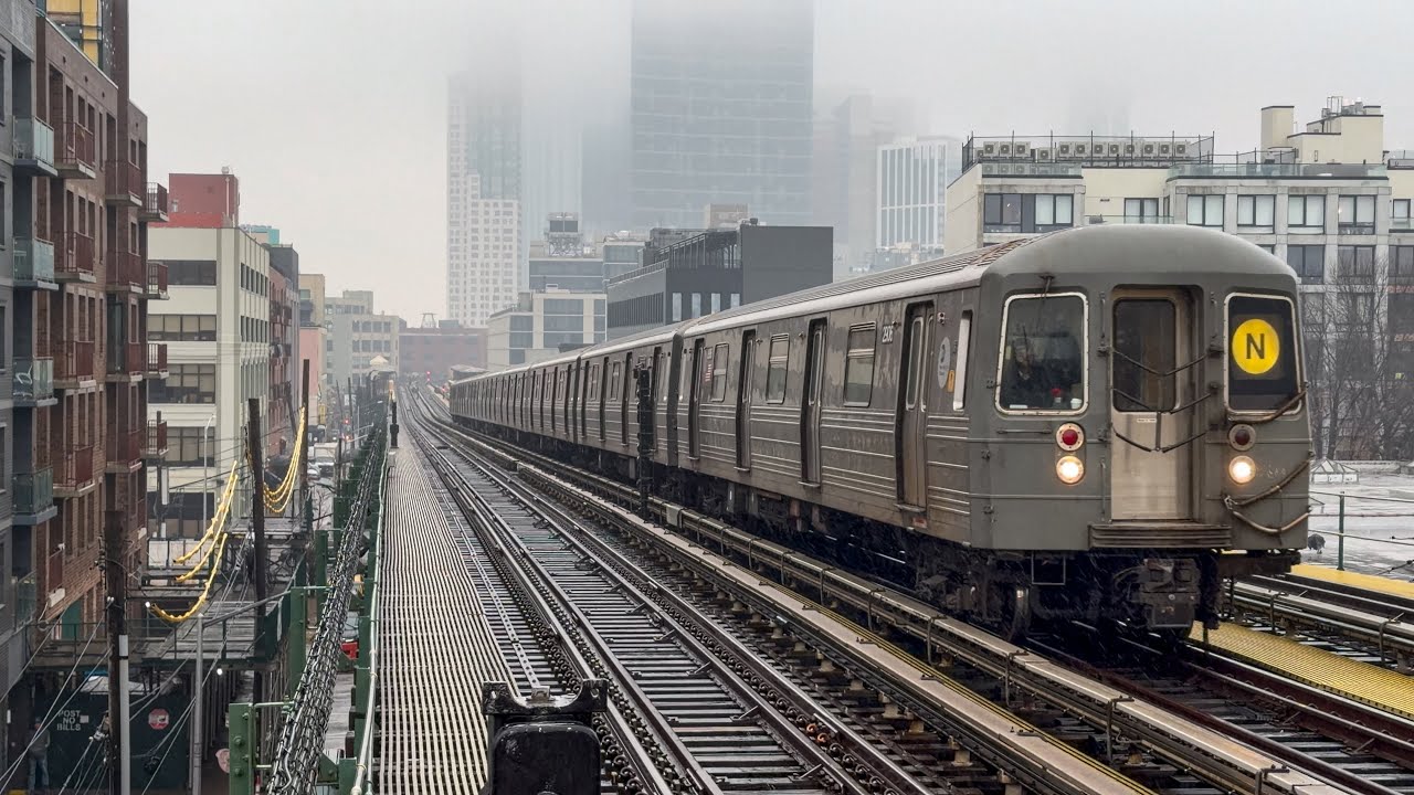 NYC Subway: (N)(W) Exp and Lcl Trains @ 36th Avenue