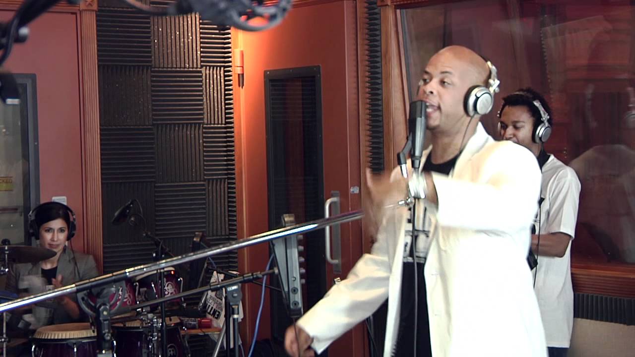 James Fortune & FIYA - 