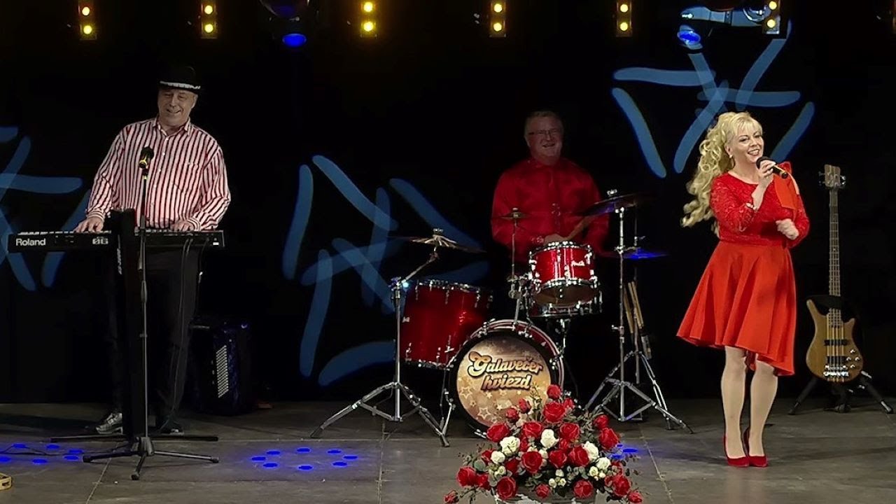 Alena VALENTÍNYOVÁ - Ľudový mix 1. (Tys falešná frajarko / Krčmárik maličký / ...)