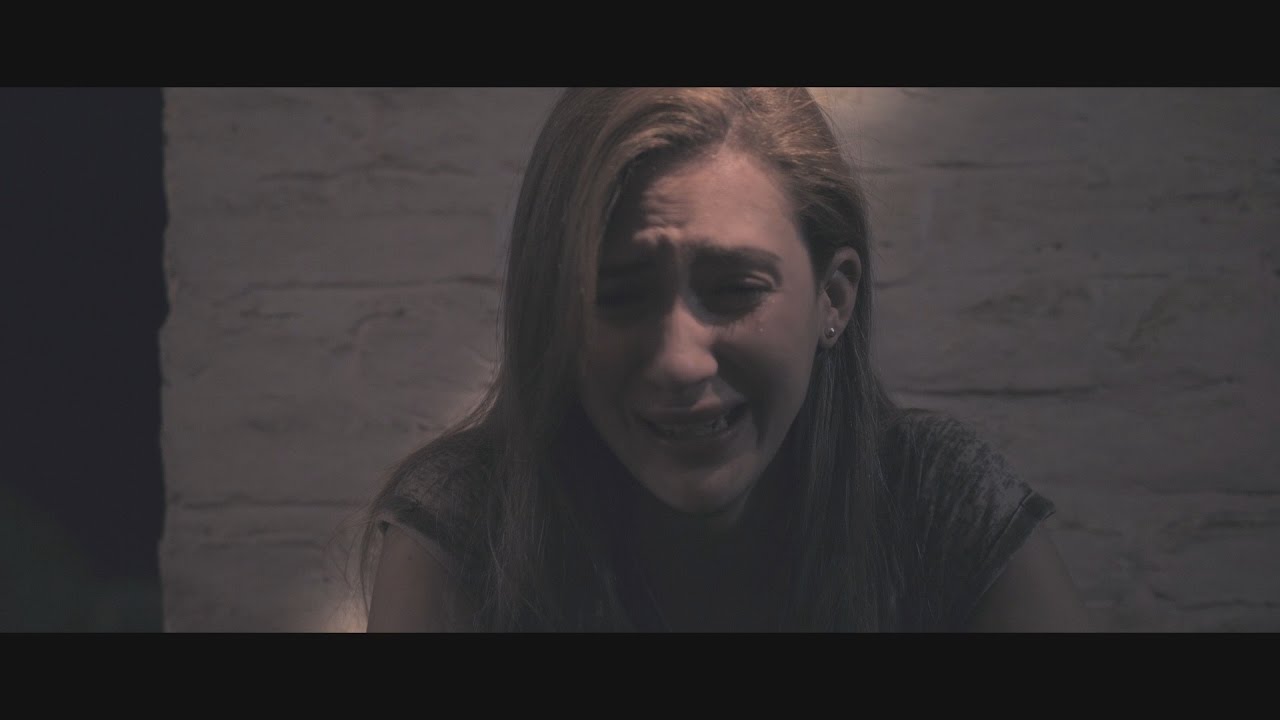 Treat You Better (Shawn Mendes Spanish Version) - Looking Up