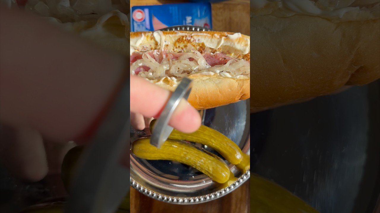 ואו אין מילים הרינג בלחמנייה מתכון ופירוט בתגובה