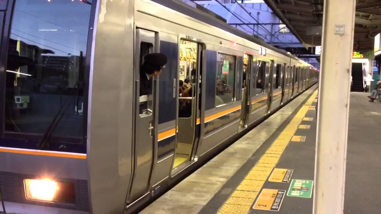 JR西日本207系 快速・木津行き ＠伊丹駅