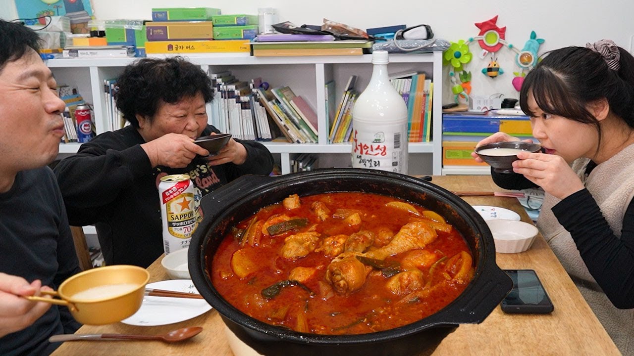 Корейское острое куриное рагу для лечения свекрови, которая помогает нам растить ребенка😋