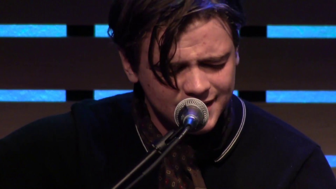 The Academic - Why Can't We Be Friends [Live In The Lounge]