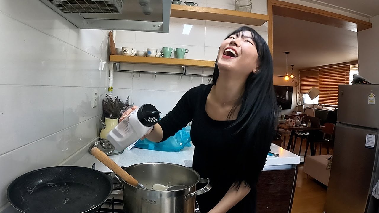 [동거 시트콤 EP.15] 하녀 취급하는 오빠들 밥에 캡사이신 넣기ㅋㅋㅋㅋㅋㅋ