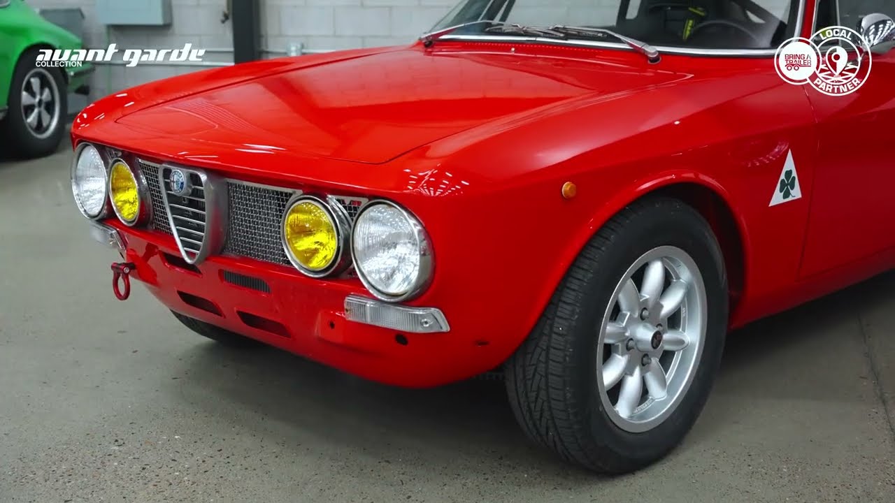 Alfa Romeo GT 1300 Junior 1972 года выпуска, оснащенная двигателем Twin Spark объемом 2,0 л, с во...