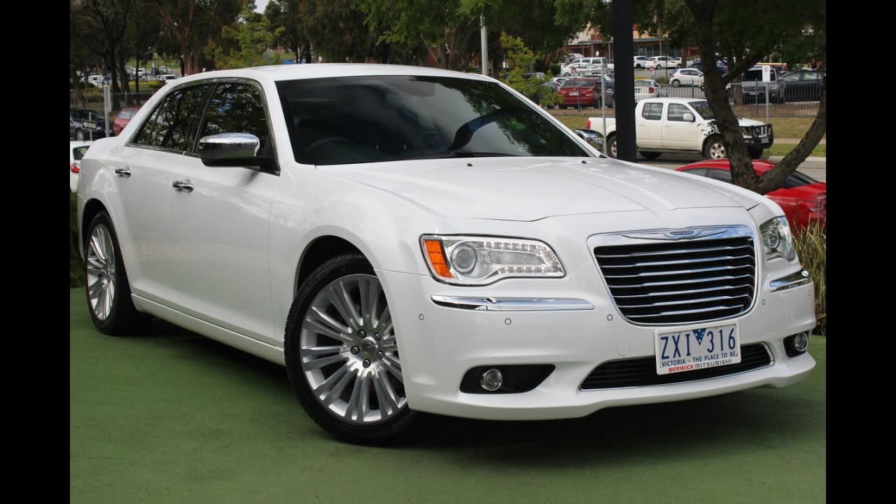 B5774 - 2013 Chrysler 300 C Luxury Auto MY13 Walkaround Video