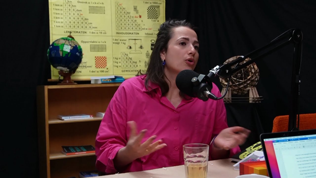 #236 Hoe krijgen we kinderen (weer) aan het lezen? Met Naomi Smits