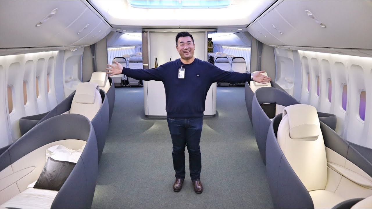 Inside the NEWEST Boeing 747 (Boeing Customer Experience Center)