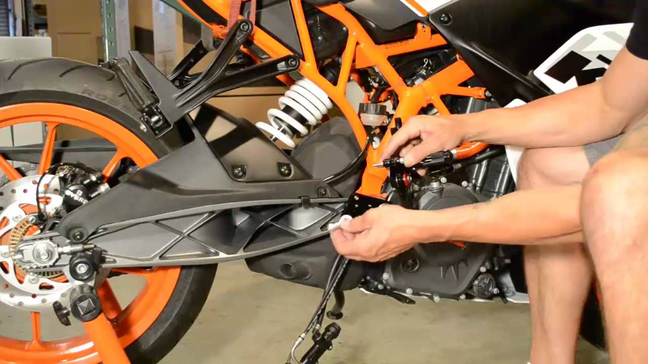 KTM RC390 Rear Sets Install