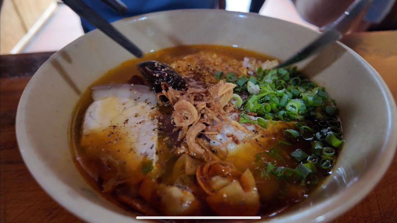 Lạc V&agrave;o Qu&aacute;n B&aacute;nh Canh Ghẹ Ngon Kh&ocirc;ng Tưởng | H&agrave; C&ograve;i