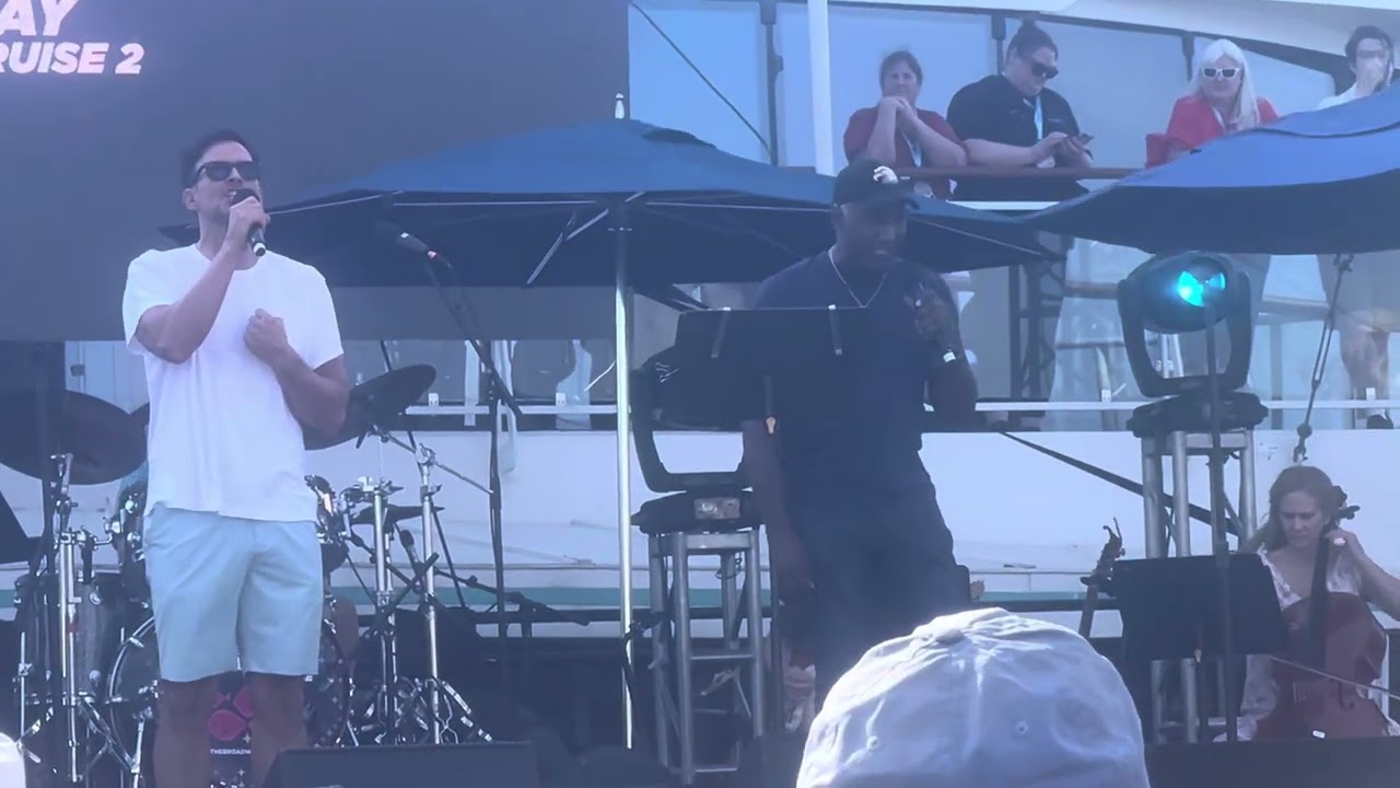 Norm Lewis & Cheyenne Jackson - &ldquo;Lily&rsquo;s Eyes&rdquo; (The Broadway Cruise 2)