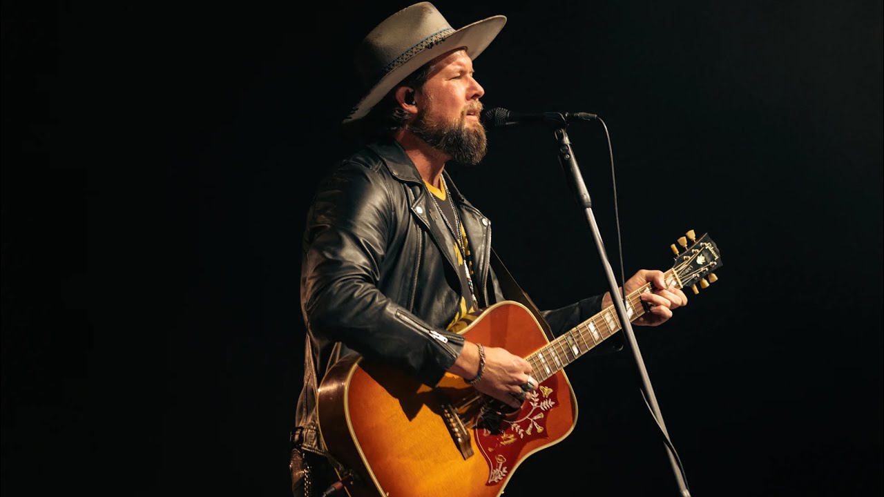 Zach Williams - Flesh and Bone (Live) : Fall 2022