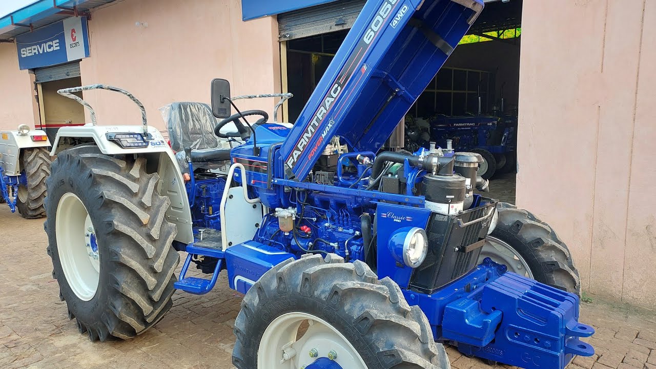 आ गया है Farmtrac 6055 4x4 60Hp egr के साथ...