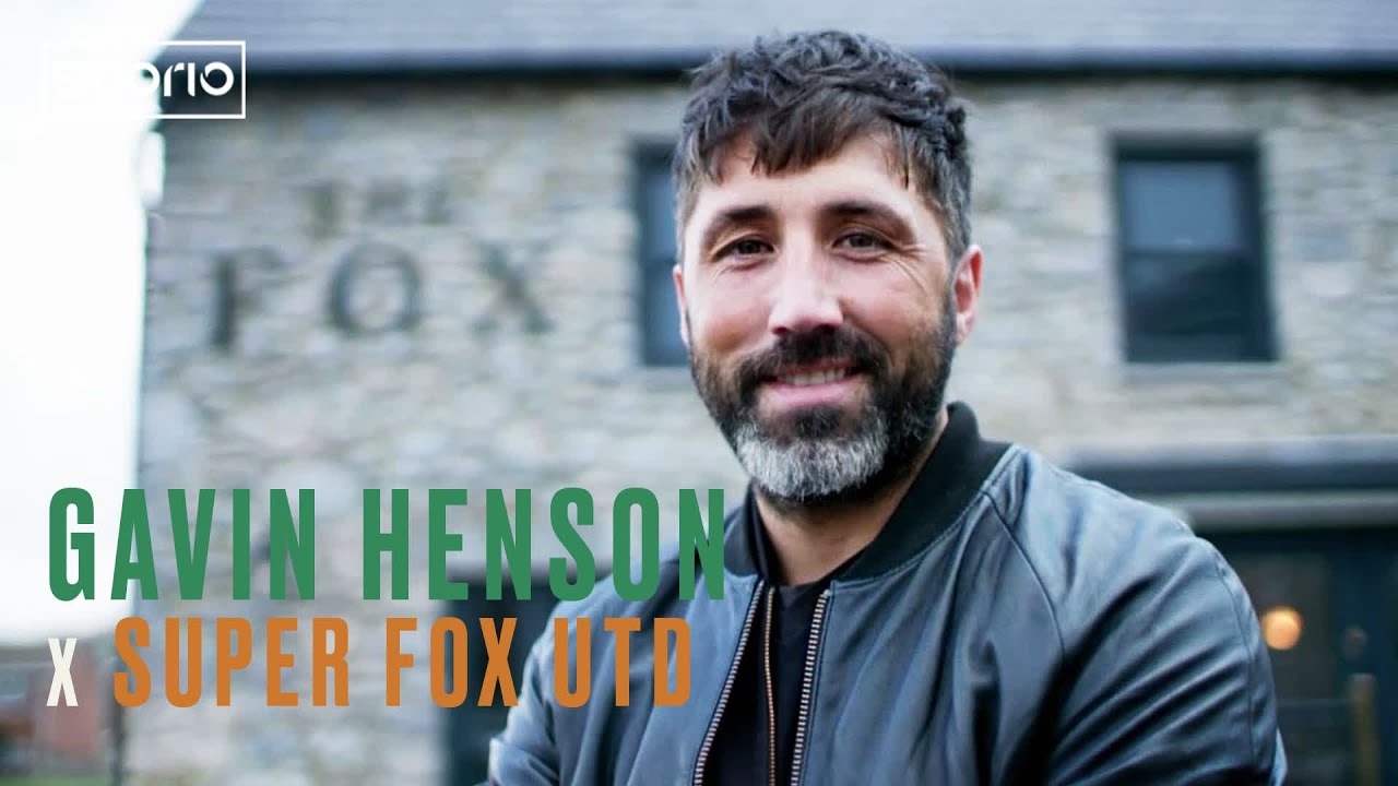 O'r bêl hir-gron i fyw y bêl gron! | Gavin Henson