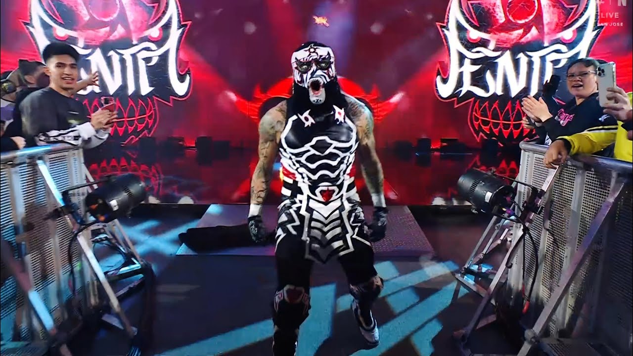 Entrada: Penta Zero Miedo llega a WWE: (Debut) - WWE Raw 13/01/2025 (En Español)