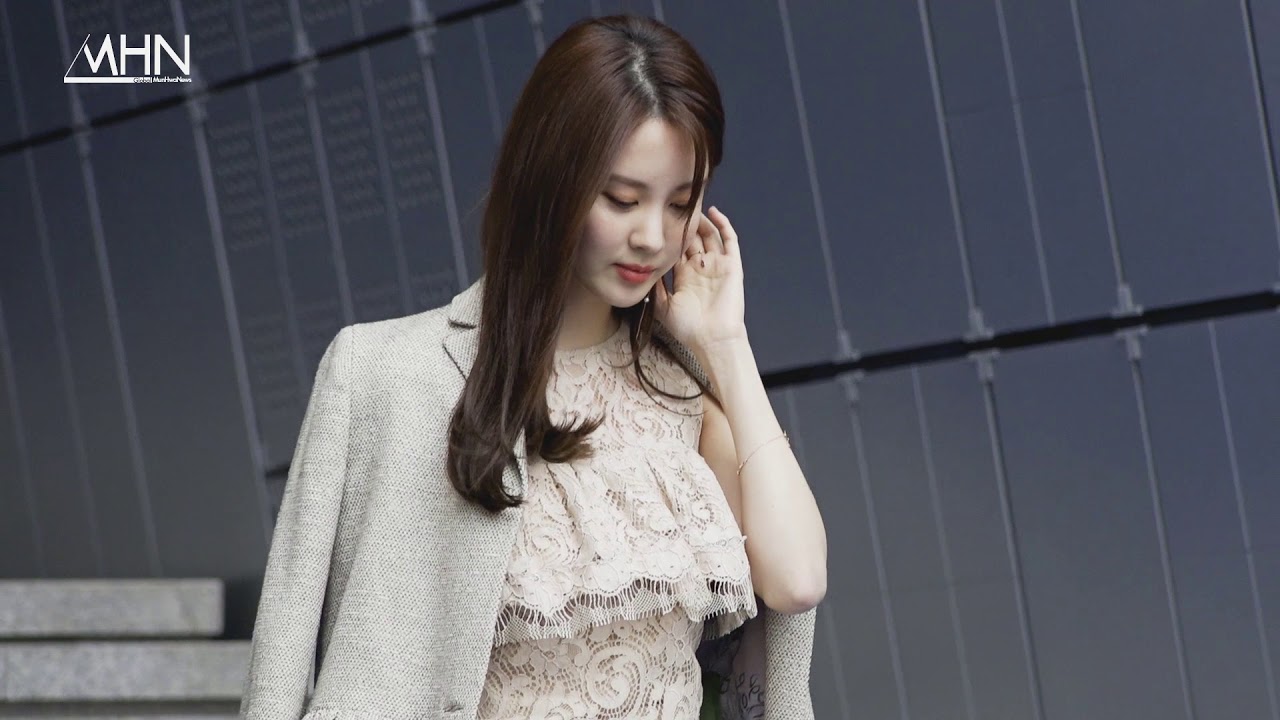 [MHN TV] 서현 '드레스 입고 사뿐사뿐 입장'
