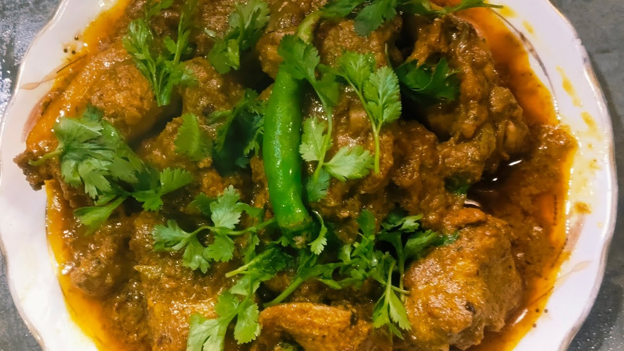 Delicious Hariyali Chicken (একবার এই ভাবে বানিয়ে খেয়ে দেখুন হরিয়ালী চিকেন স্বাদে সেরা)