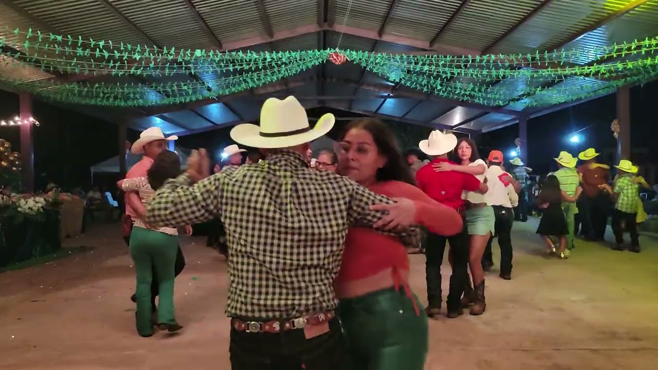 Mix cumbias salvajes José Morales el Principe de los Teclados