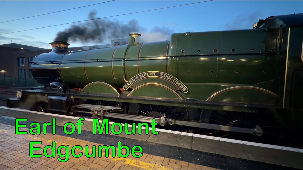 Earl of Mount Edgcumbe  The Christmas White Rose Birmingham to York. 3rd December 2025.  4k