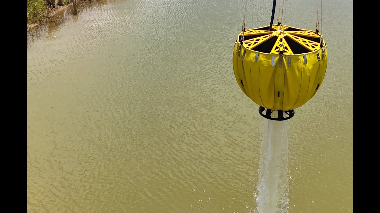HELITAK'S BUCKETS AND TANKS