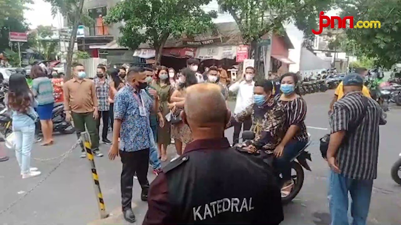 Prokes Ketat, Misa Natal di Katedral Denpasar Hanya Dihadiri 50 Persen Umat