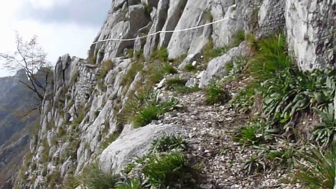 32 Sentiero dei cavatori del M. Altissimo