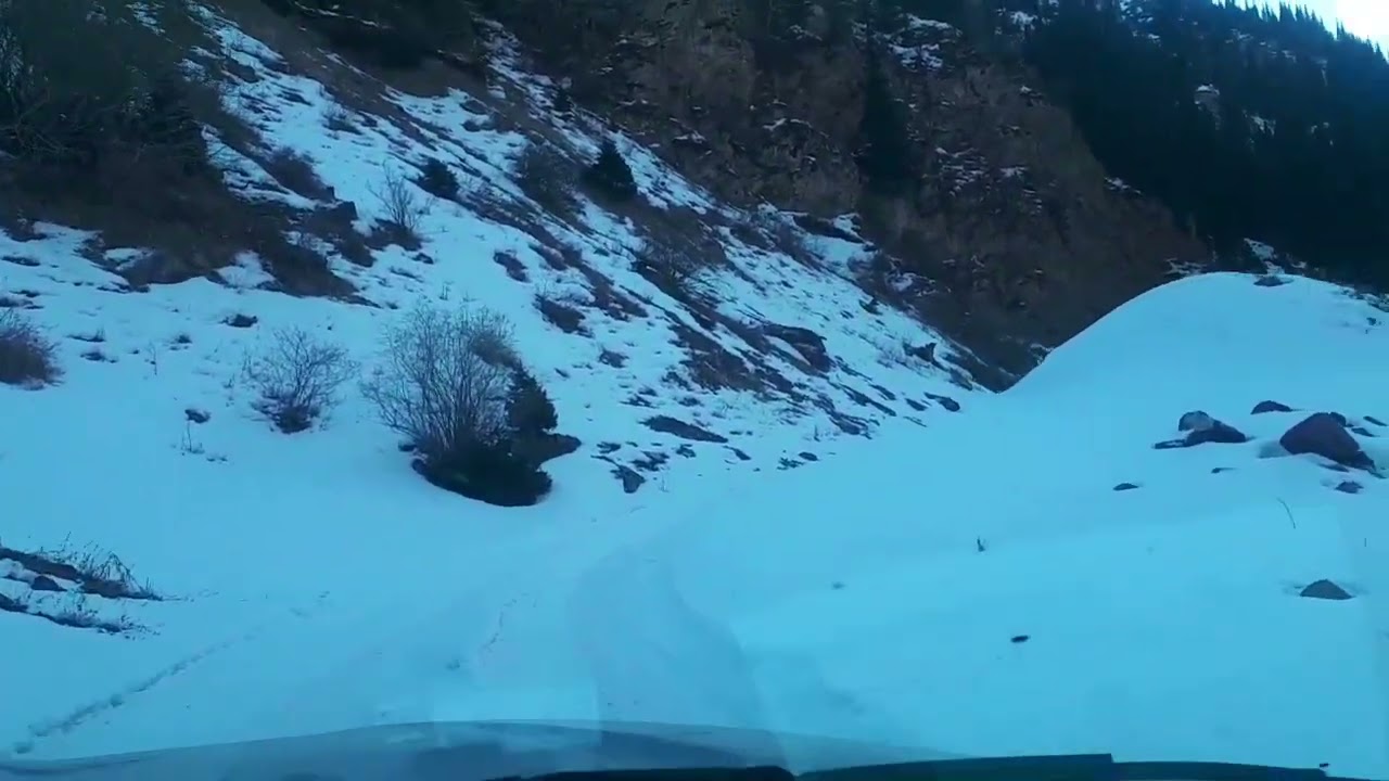 Кыргызстан.  Кегеты зимой. Водопад  и немного экстрима.