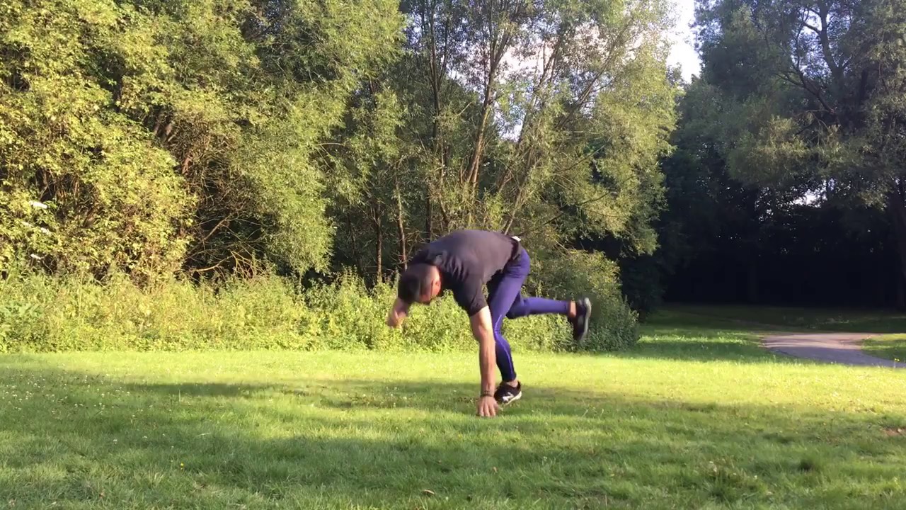 Workout 2: Parkour Ape Walk, Sprungrolle