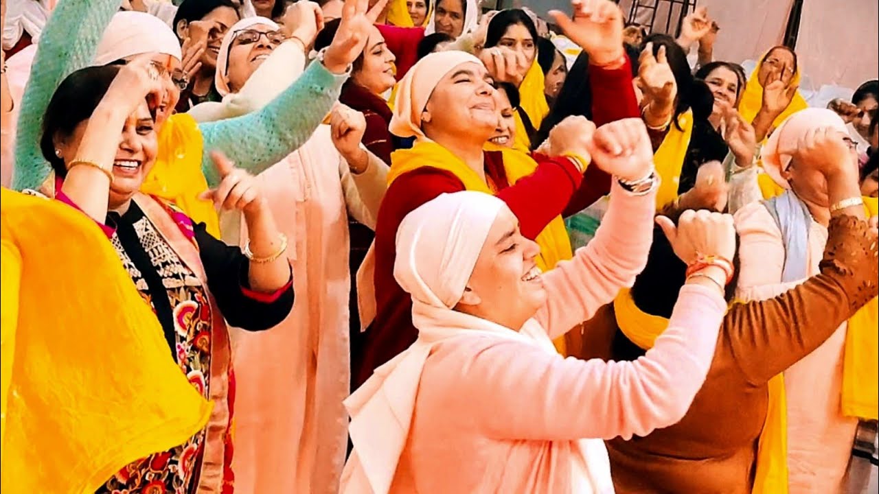 नंगली वाली कुटिया  में हुई आनंद की बरसात || सभी नाचे झूम झूम कर  ||‌ श्री अनंत मीडिया ||