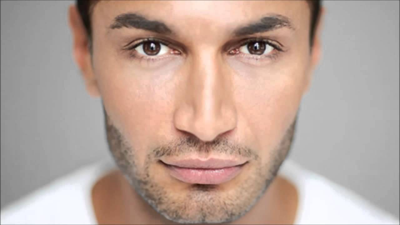 Burhan G ft  Caroline Franceska   Kærlighed & Krig