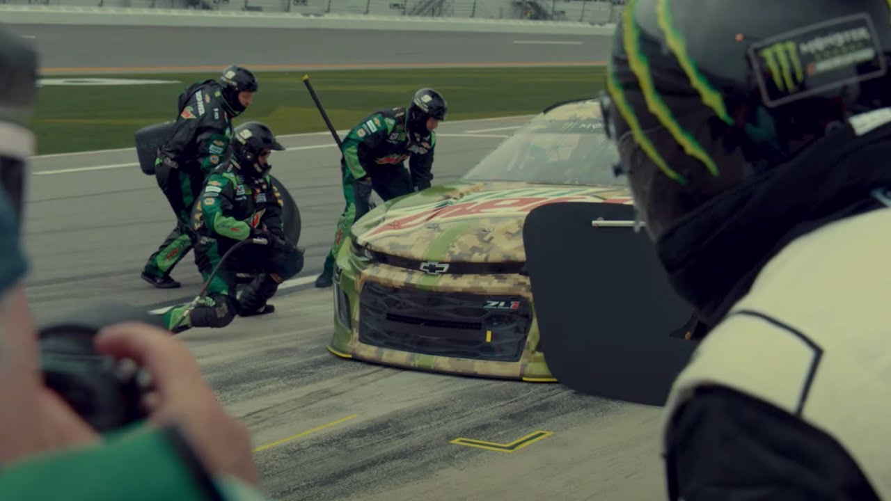How NASCAR team Hendrick Motorsports uses Microsoft Teams to win races