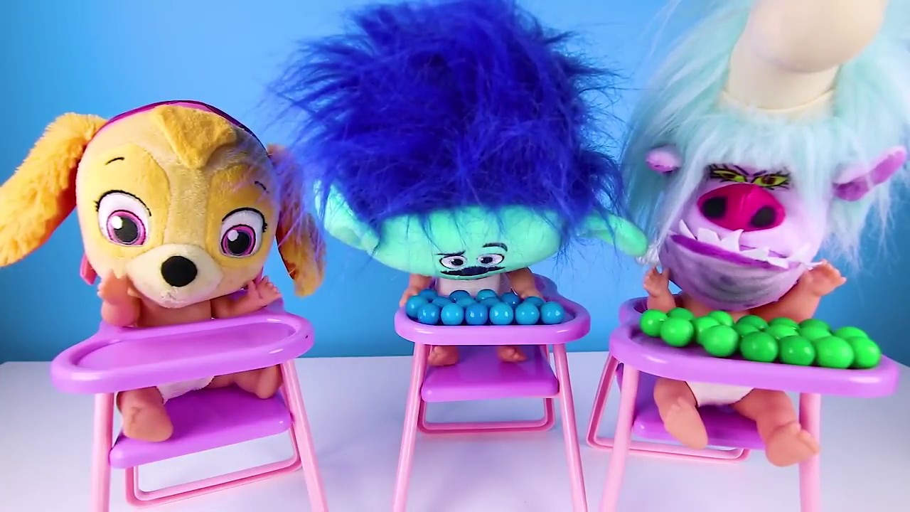 Trolls 2 World Tour Chef Pranks Disney Princess | Jail Lock and Key Playset