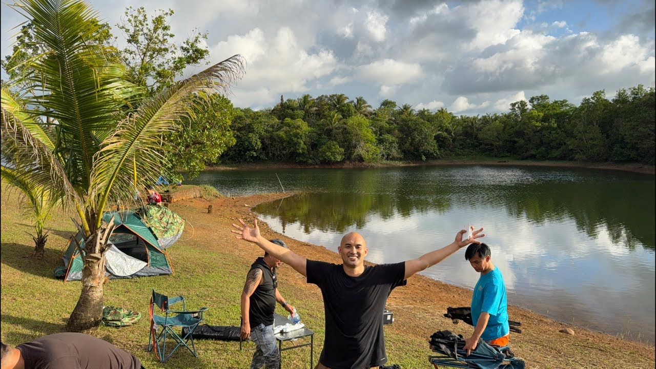CAMPING boss rino is live!