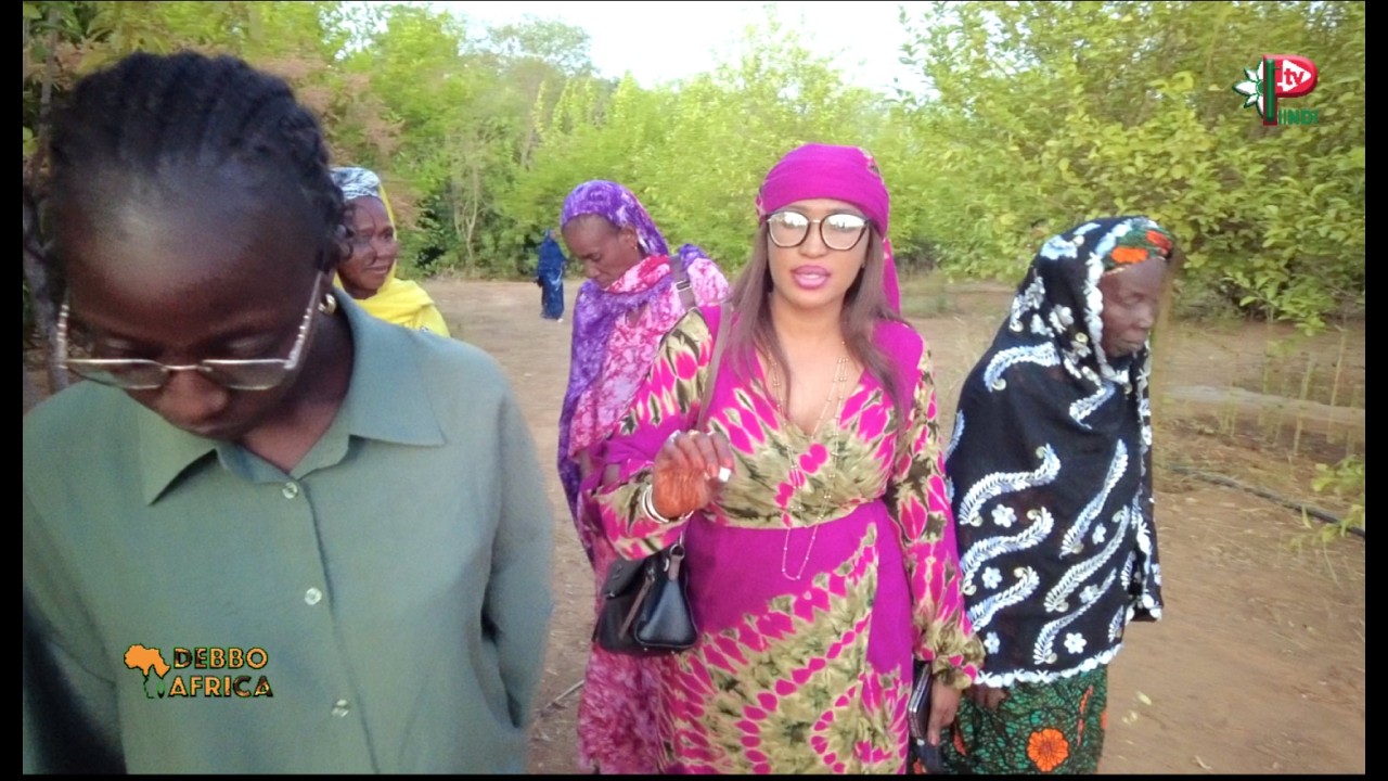 DEBBO AFRICA avec les femmes du jardin de Agnam lidoube
