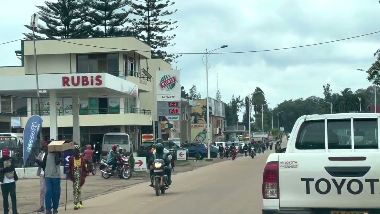 Tembera natwe umugi wa huye