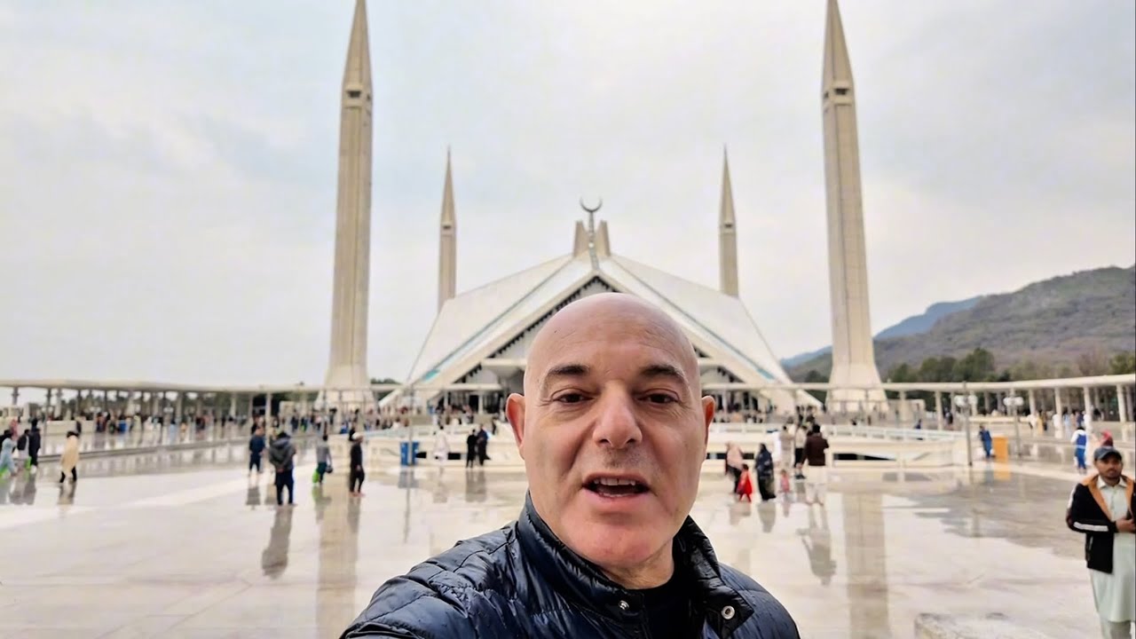 Blendi Fevziu | Kjo ka qene Xhamia me e madhe ne bote. Ja ku ndodhet