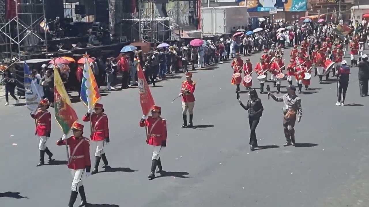 Desfile C&iacute;vico Oruro Col. San Francisco 07/02/25