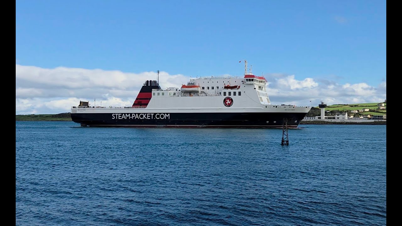 Ben My Chree arriving into Larne for berthing trials. 22/10/25