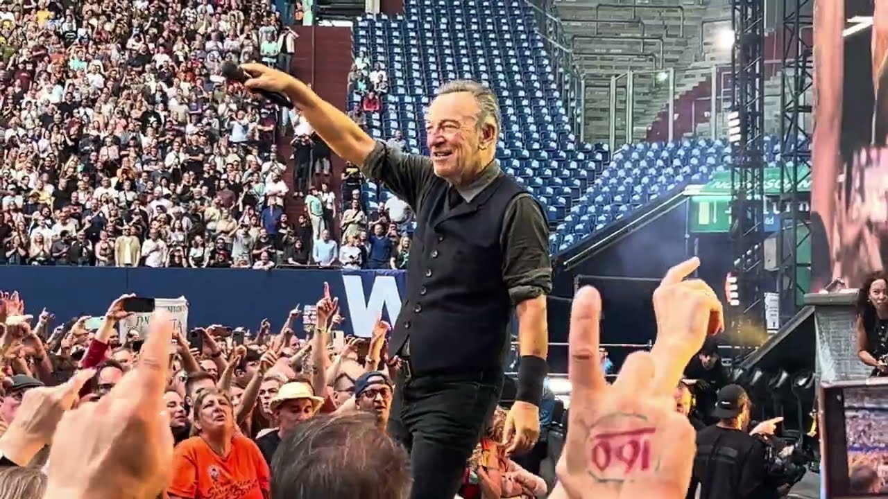 BRUCE SPRINGSTEEN- „Hungry Heart“- June 27th, 2025, Gelsenkirchen , Germany- LIVE- LOHAD Tour