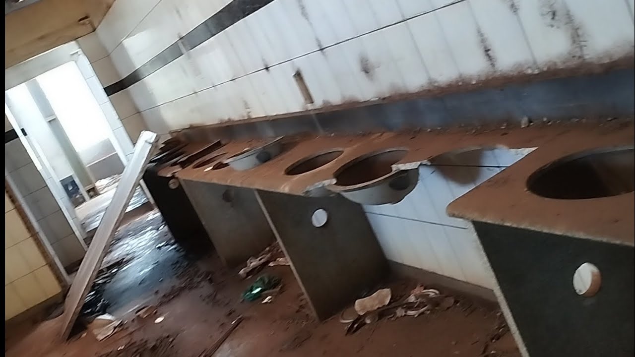 Rodoviária Abandonada Há Anos — Lugar Assustador!