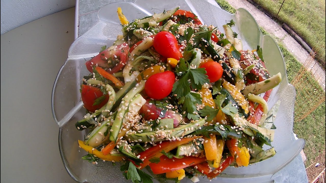 SALATA IZ VREĆICE-Zdrava,preukusna puna vitamina i minerala/idealna za zaposlene