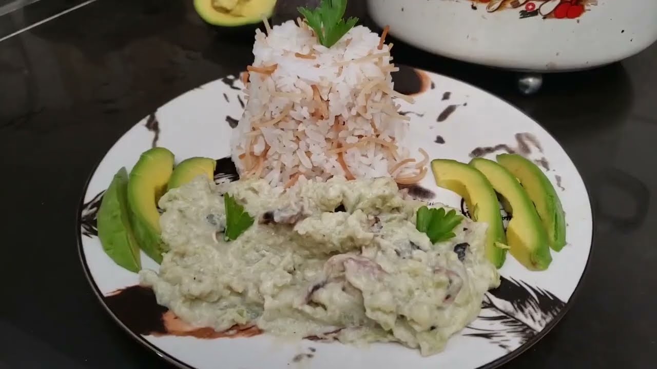 Pure de Guatilia  (chayote, papa de pobre, cidra) y Champiñones  *** rinde 3 porciones ***
