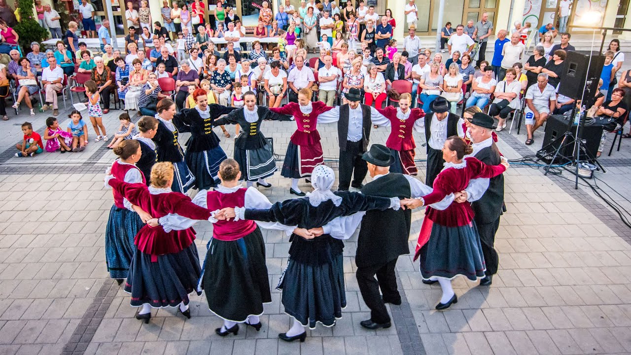 Međunarodni folklorni susret: Zatancajmo po domaći 2015 - KUD Zvir Jelenje
