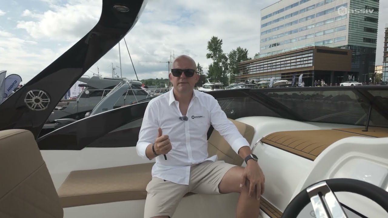 Prezentacja jachtu motorowego Cruiser 930 | Massiv Boats