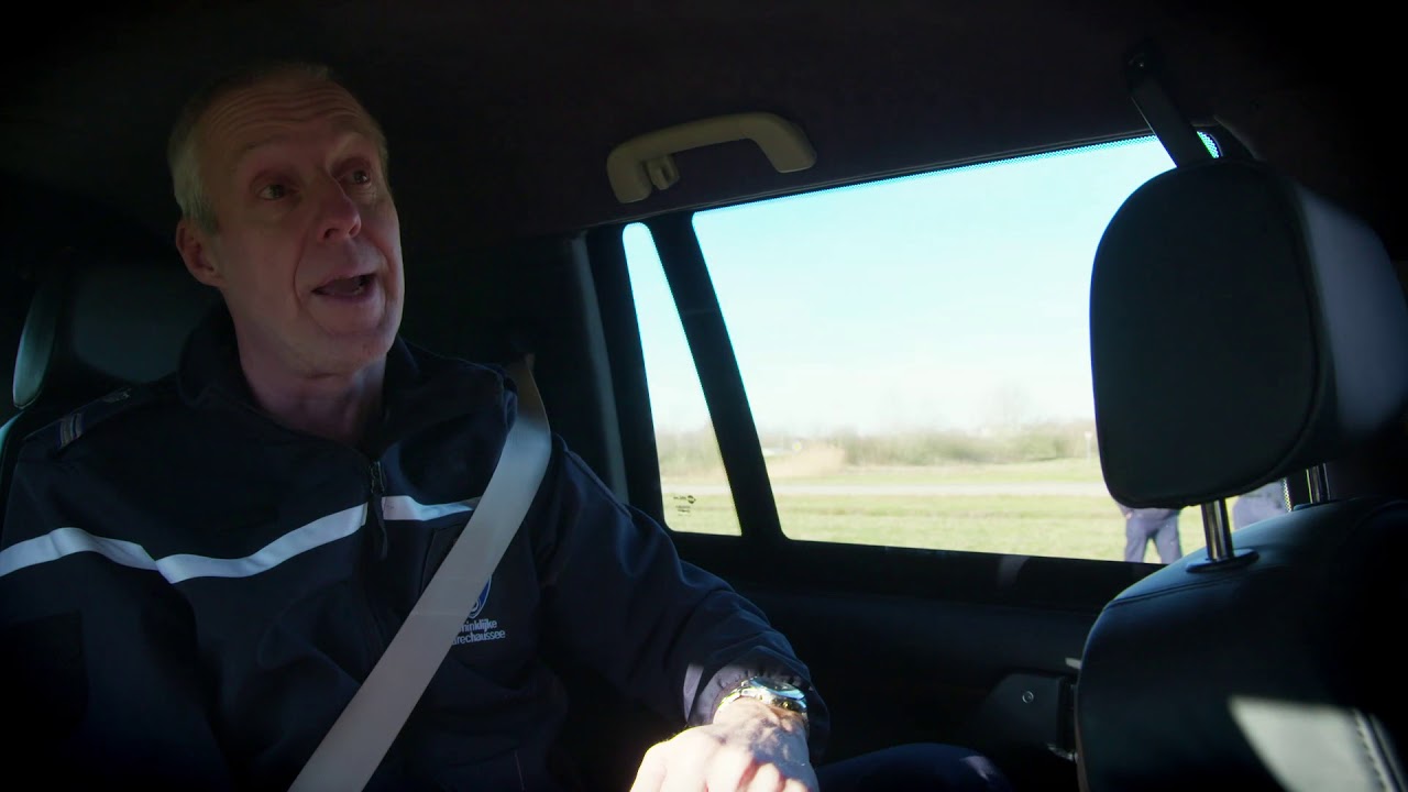 Een dagje KMarren met rij-instructeur wachtmeester 1 Robert