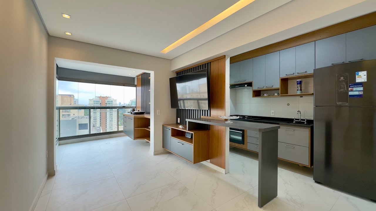Apartamento para alugar no Air Brooklin com 1 suíte andar alto próximo ao metrô 