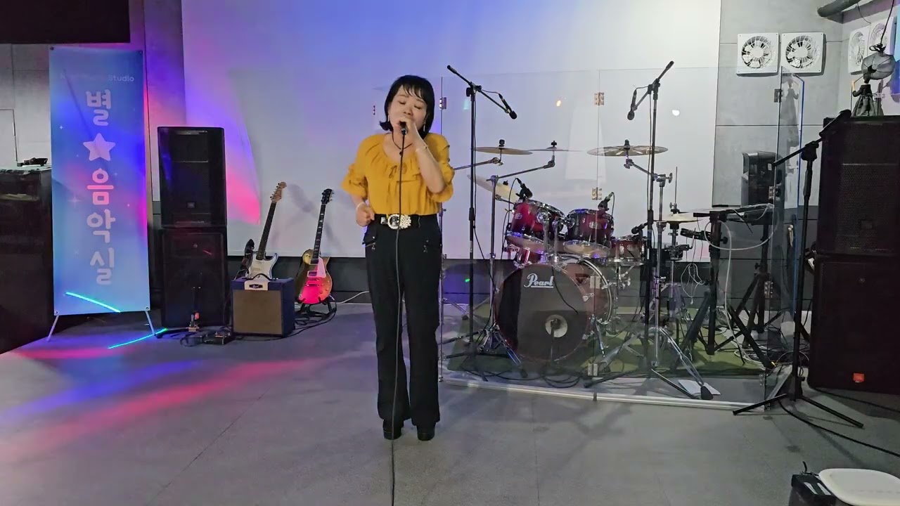 강원도아줌마,원곡 나영진, 커버 강지나 